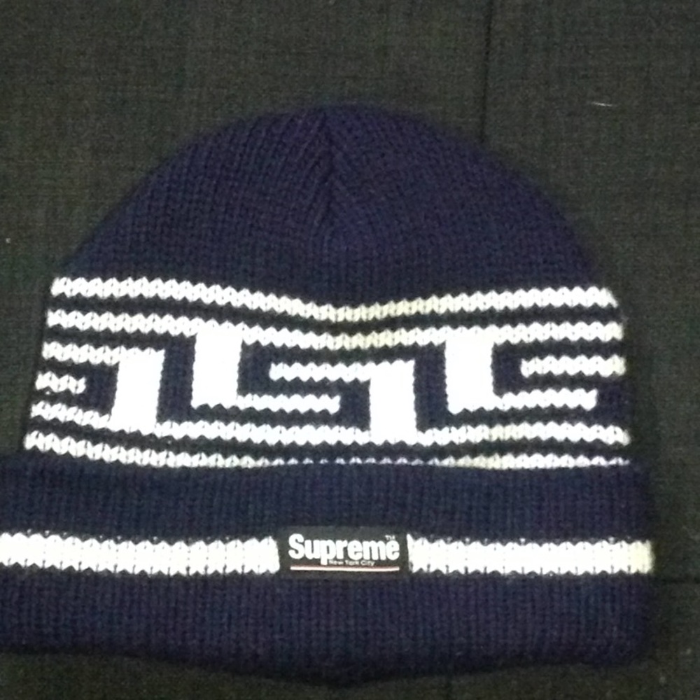 Supreme beanie / hat